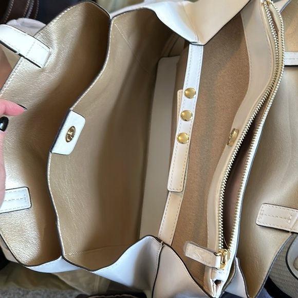 Brand new white Nine West purse - Picture 3 of 4